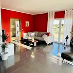 Reis House * Torre de Dona Chama