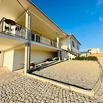 Reis House *