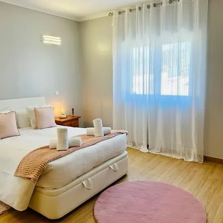 Reis House *