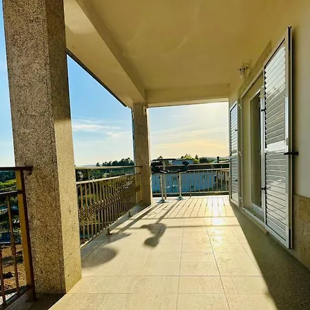 Prázdninový dům Reis House Torre de Dona Chama