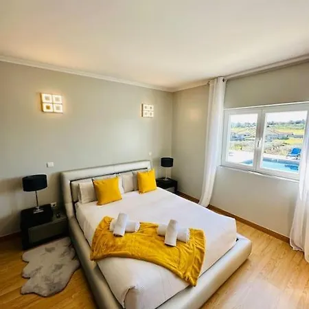 Prázdninový dům Reis House Torre de Dona Chama