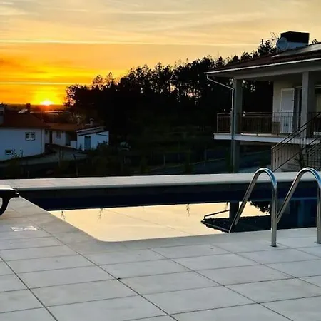 Reis House * Torre de Dona Chama