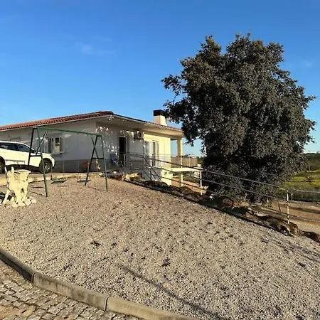 Vakantiehuis Reis House *