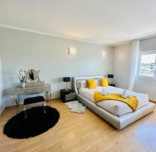 Ferienhaus Reis House